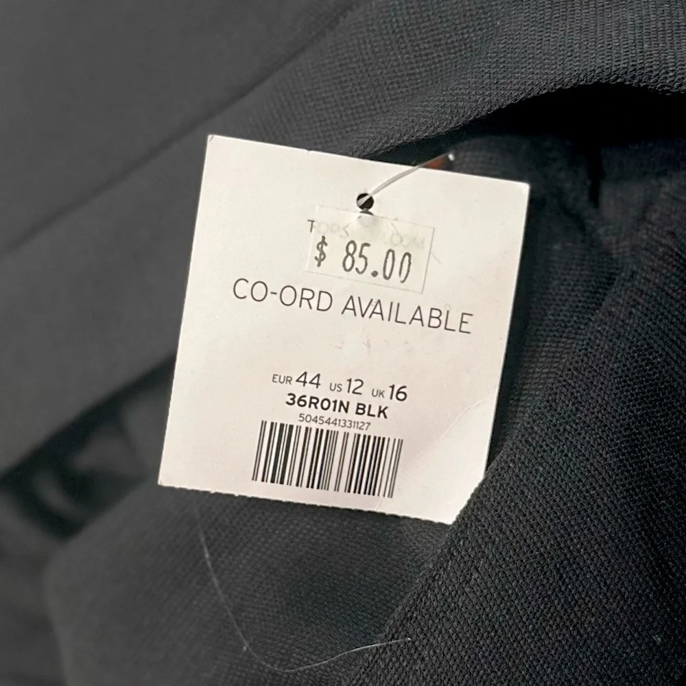 NWT - TOPSHOP Wide-Leg Button Accent Flowy Corporate Pants - Picture 7 of 7